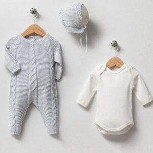 סט סרוג לתינוק – “חיבוק רך”