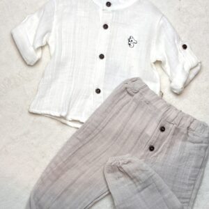 חליפה אלגנטית לבן-ביג׳