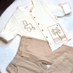 חליפה אלגנטית לנסיך