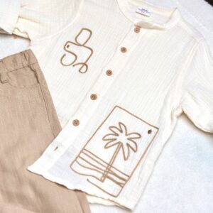 חליפה אלגנטית לנסיך